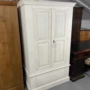 Undercoated Double Wardrobe