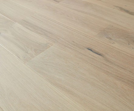 Rustic Oak Alabaster Lacquered Flooring (14mm x 180mm Engineered) - Image 2