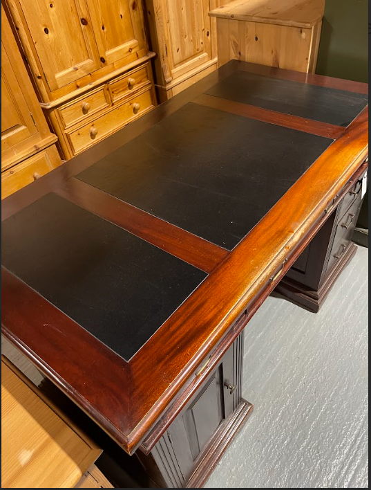 Leather Top Desk - Image 2